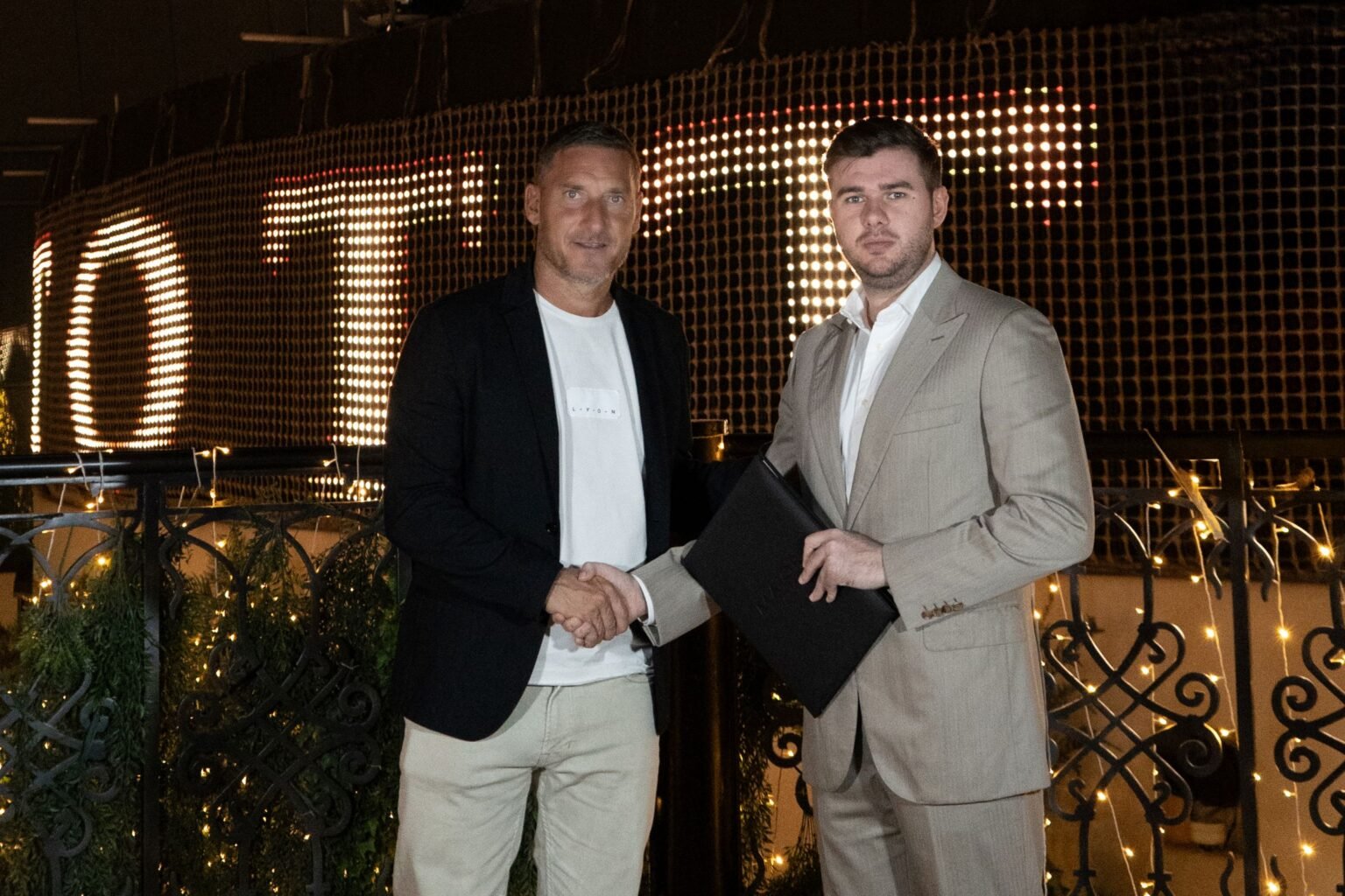 Major Developers and Francesco Totti Unveils Limited-Edition Apartments at Manta Bay